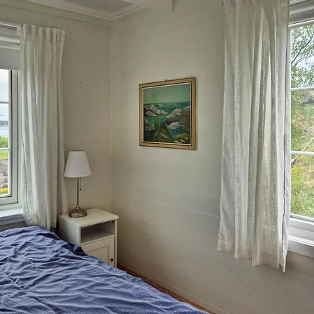 Feriehus 4 Bedroom Beautiful In *